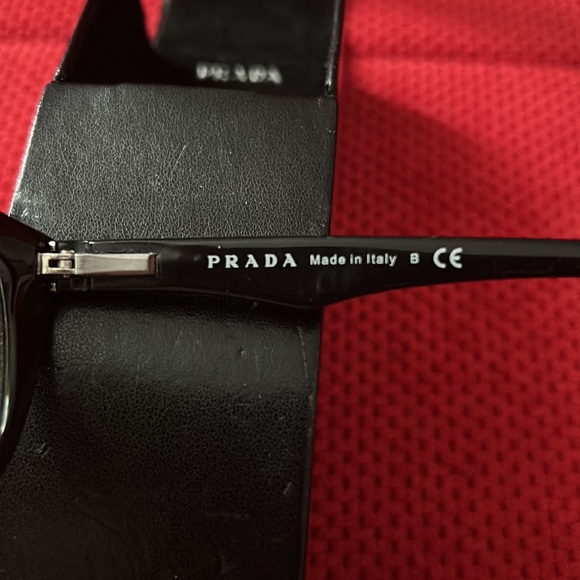 Prada frame in good used condition. - Picture 3 of 5